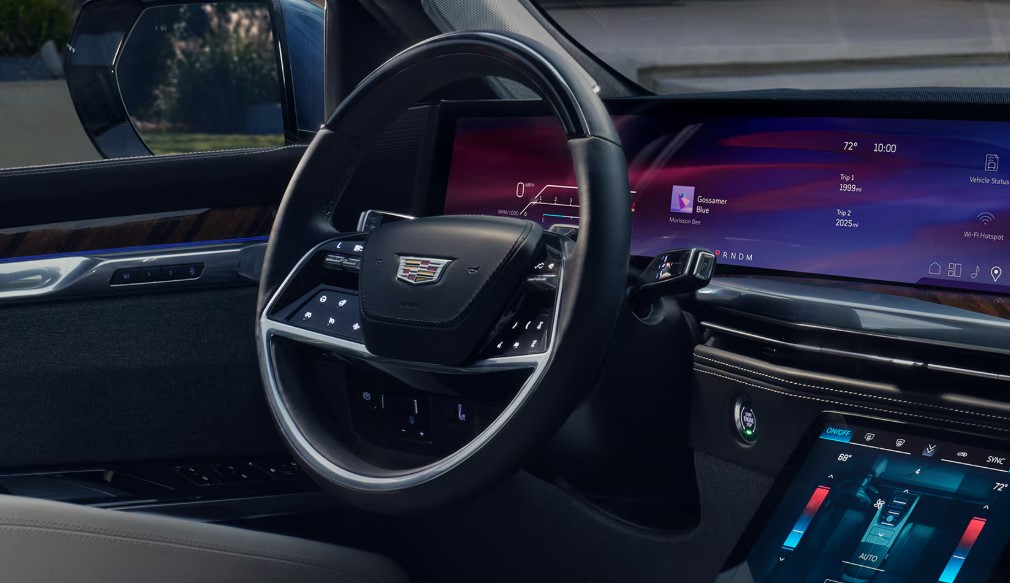 CADILLAC ESCALADE — Hand-finished dashboard detail